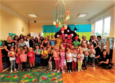 Królewna Śnieżka i siedmiu krasnoludków w Jedyneczce